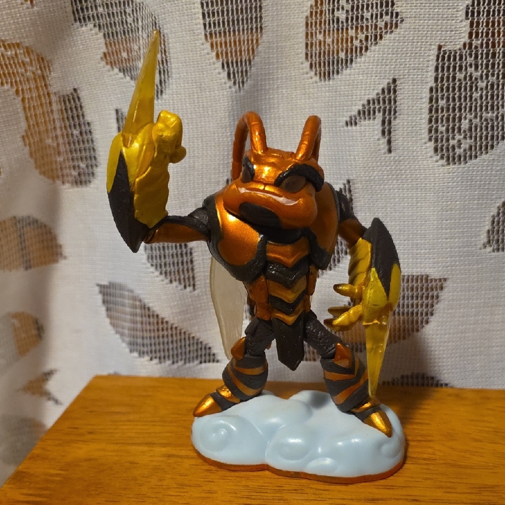 Swarm - Skylanders Giants - Figure # 84525888 - Activision